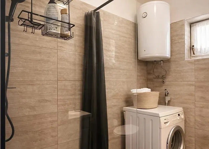 Mila * Golubic (Zadar)