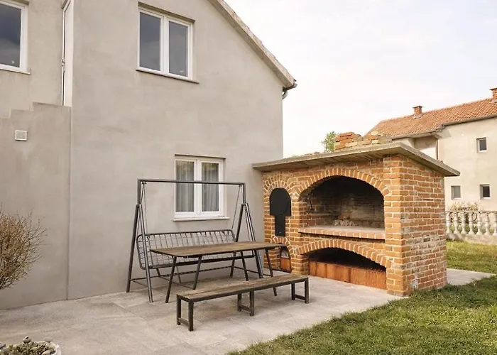 Mila * Golubic (Zadar)